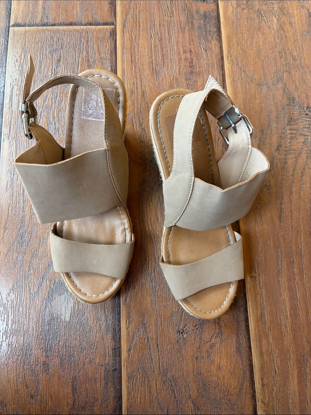 Dolce Vita Tan Beige Slingback Sandals - Size 7.5